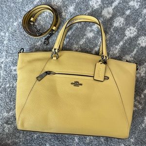 Fun spring/summer Coach Purse